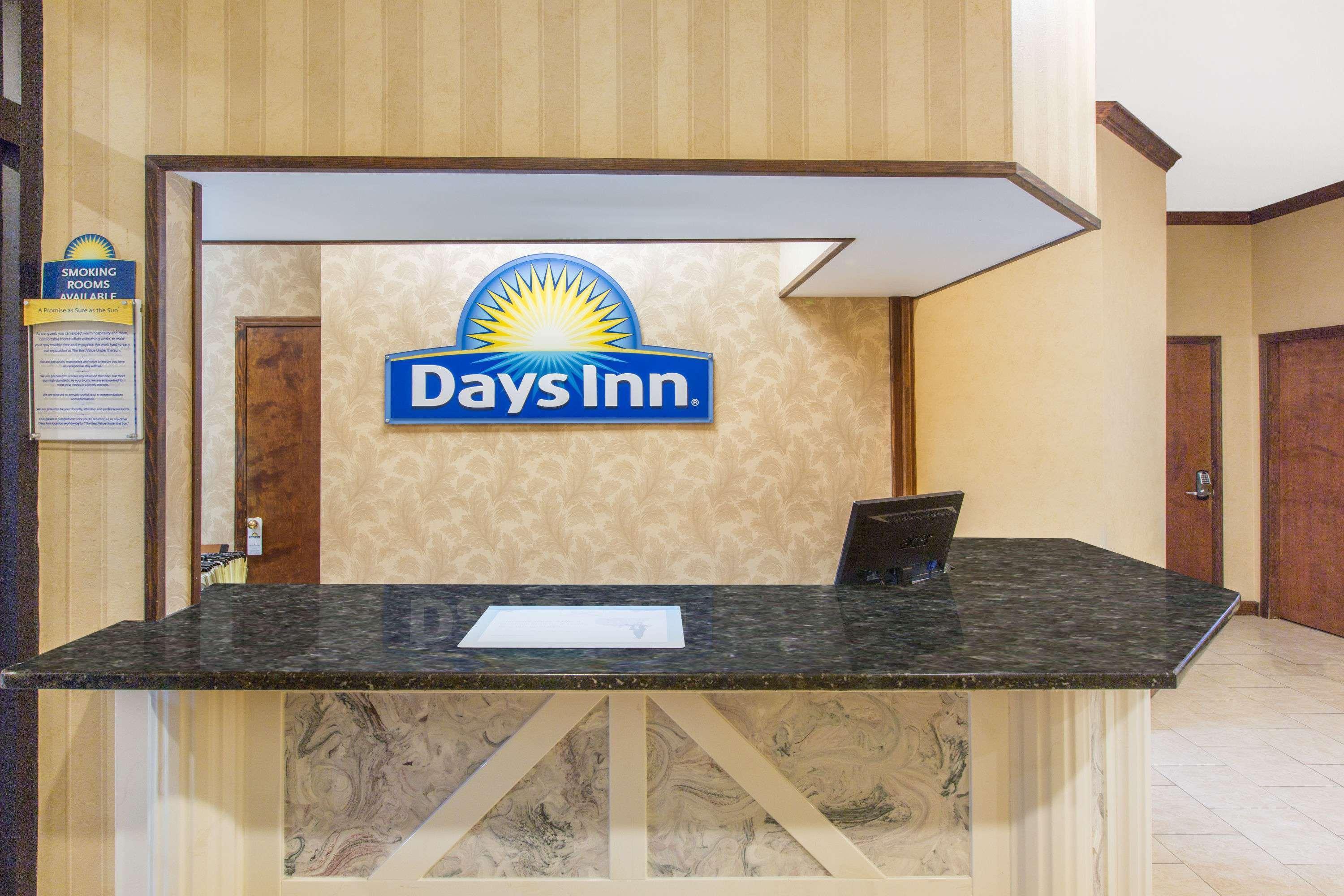Days Inn By Wyndham Lonoke Bagian luar foto