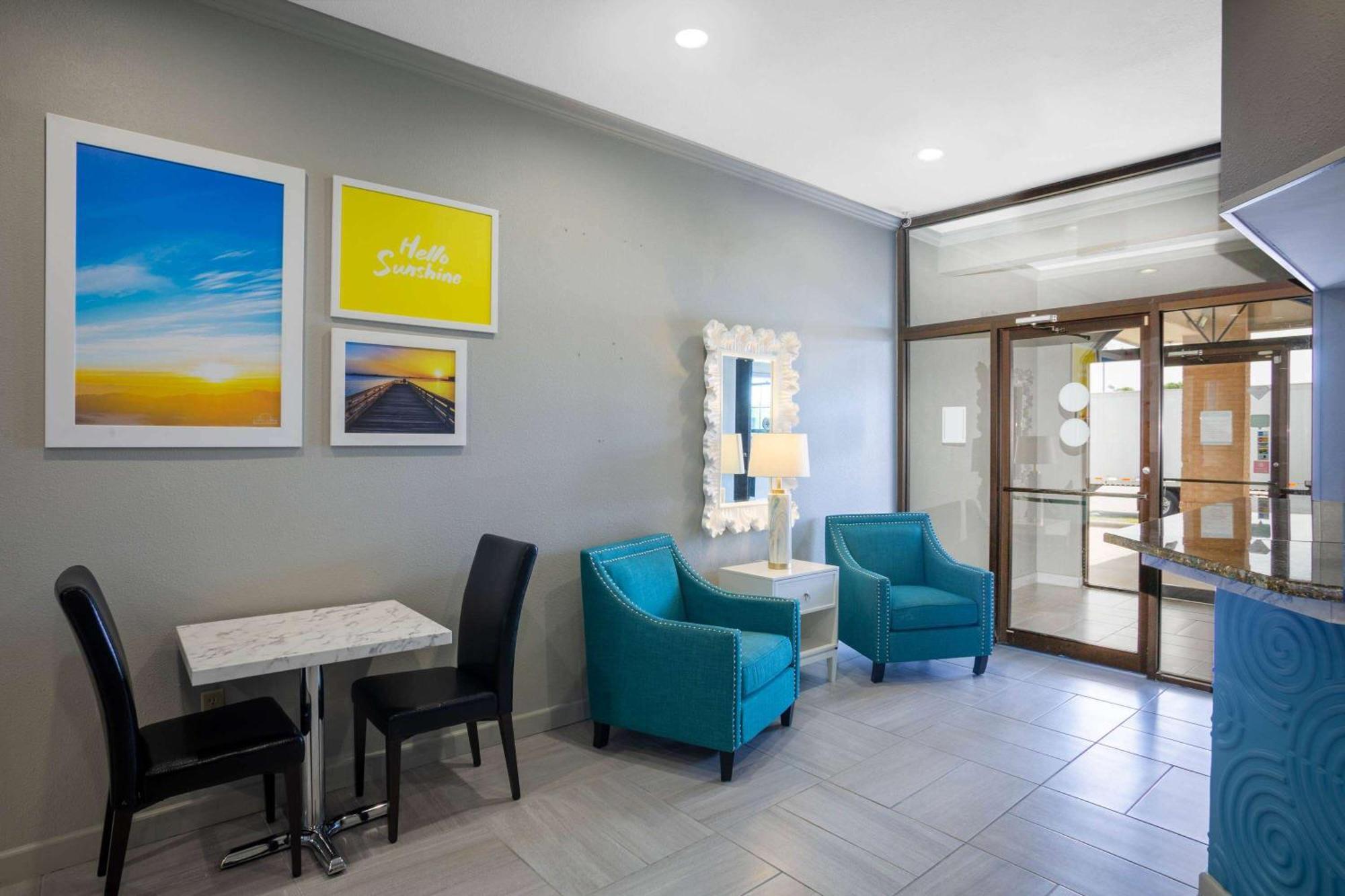 Days Inn By Wyndham Lonoke Bagian luar foto